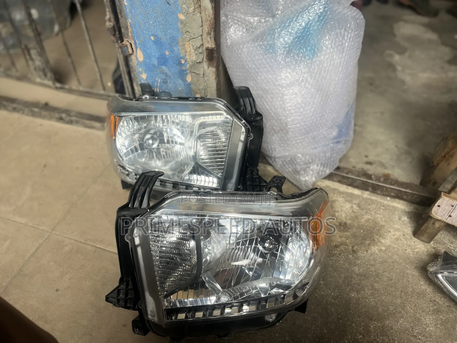 Headlamp for Tundra 2015