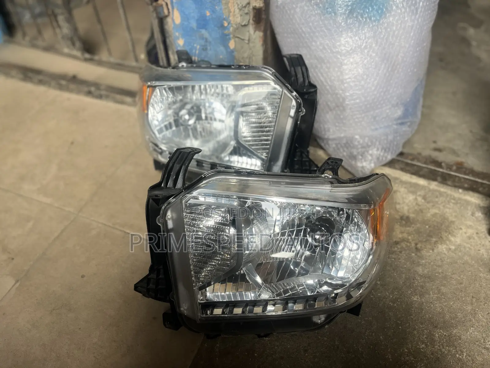 Headlamp for Tundra 2015