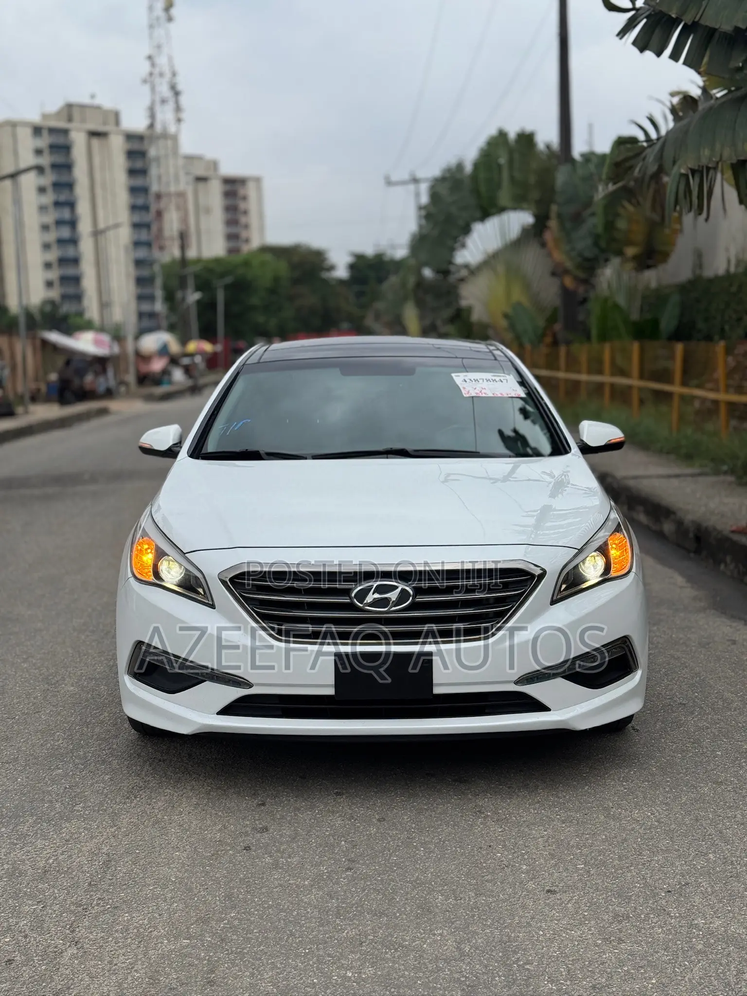 Hyundai Sonata Limited w/Brown Leather 4dr Sedan (2.4L 4cyl 6A) 2015