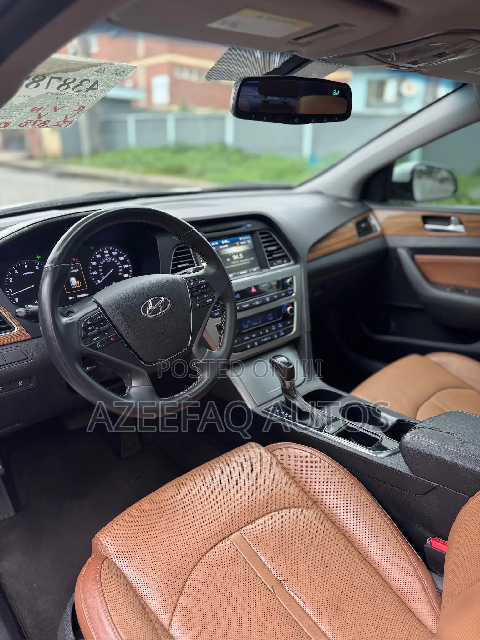 Hyundai Sonata Limited w/Brown Leather 4dr Sedan (2.4L 4cyl 6A) 2015