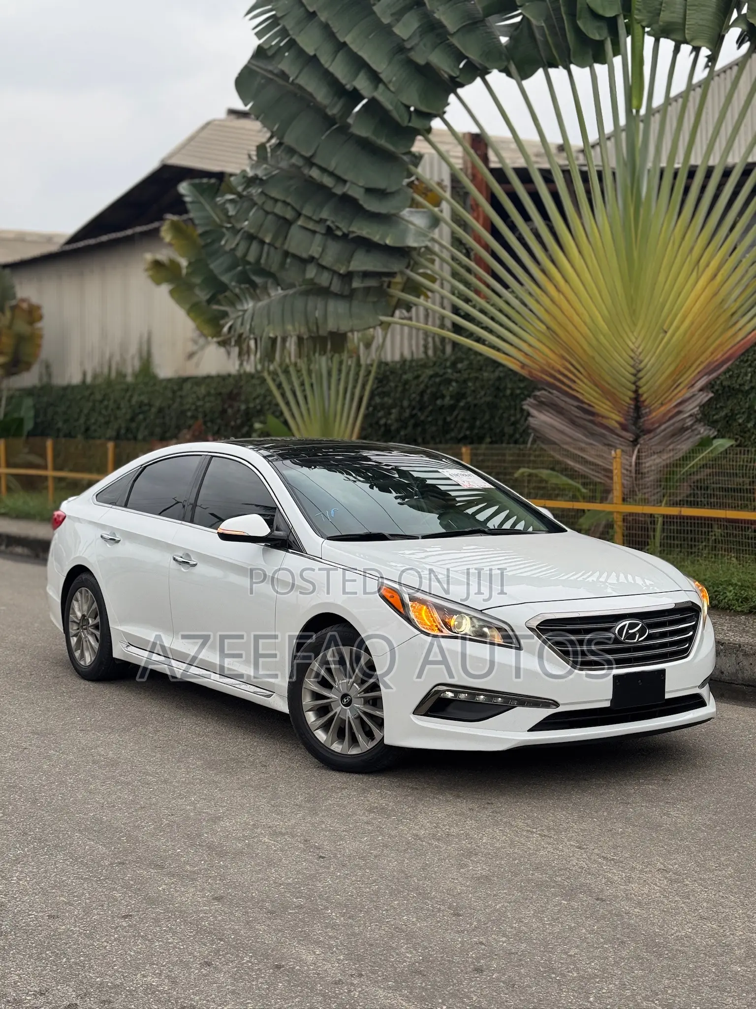 Hyundai Sonata Limited w/Brown Leather 4dr Sedan (2.4L 4cyl 6A) 2015