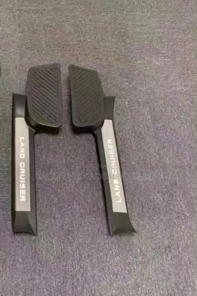 LandCruiser Plastic