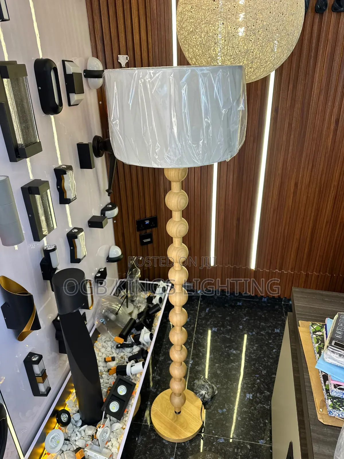 Floor Lamp Wooden Luxury Standing E27 Bulb Light