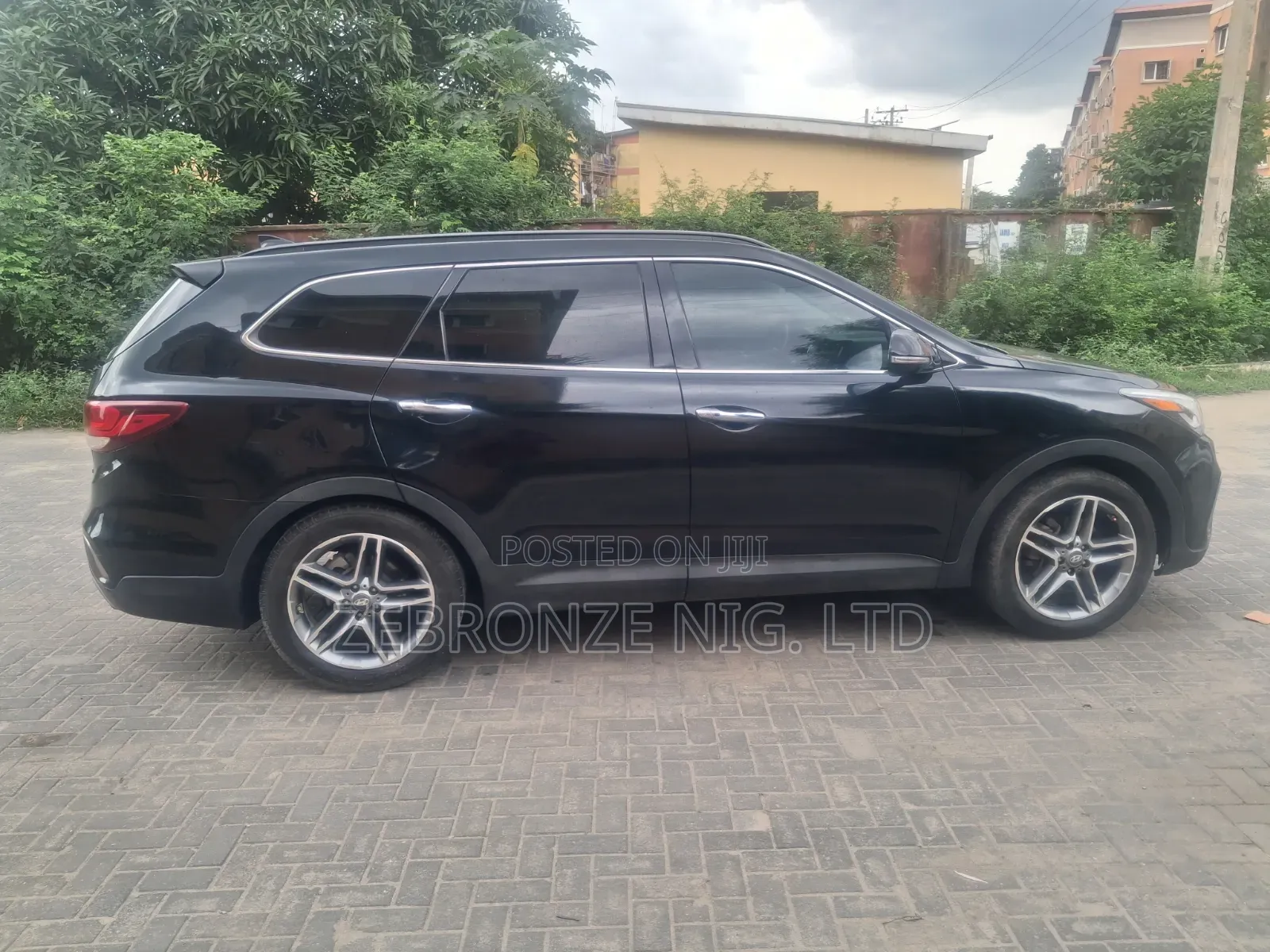 Hyundai Santa Fe 2017 Black