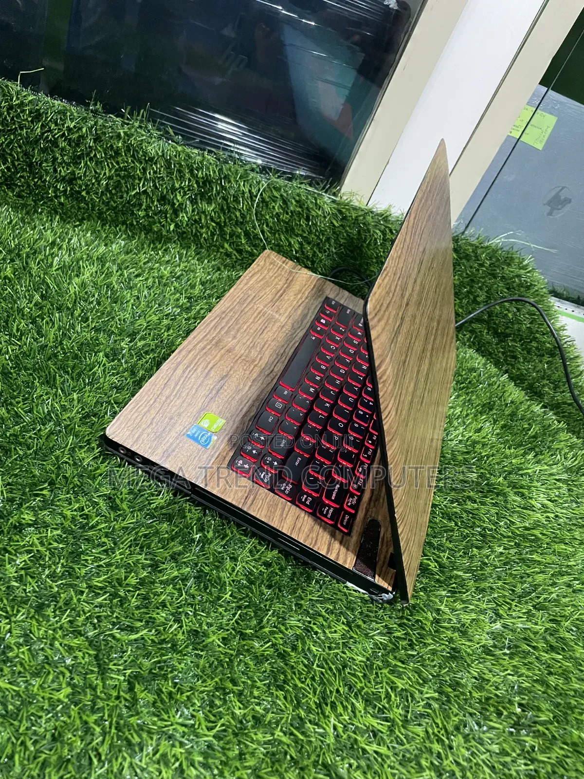 Laptop Lenovo IdeaPad Y410p 8GB Intel Core i7 HDD 750GB