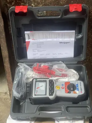 Megger MIT430/2 Insulation and Continuity Tester