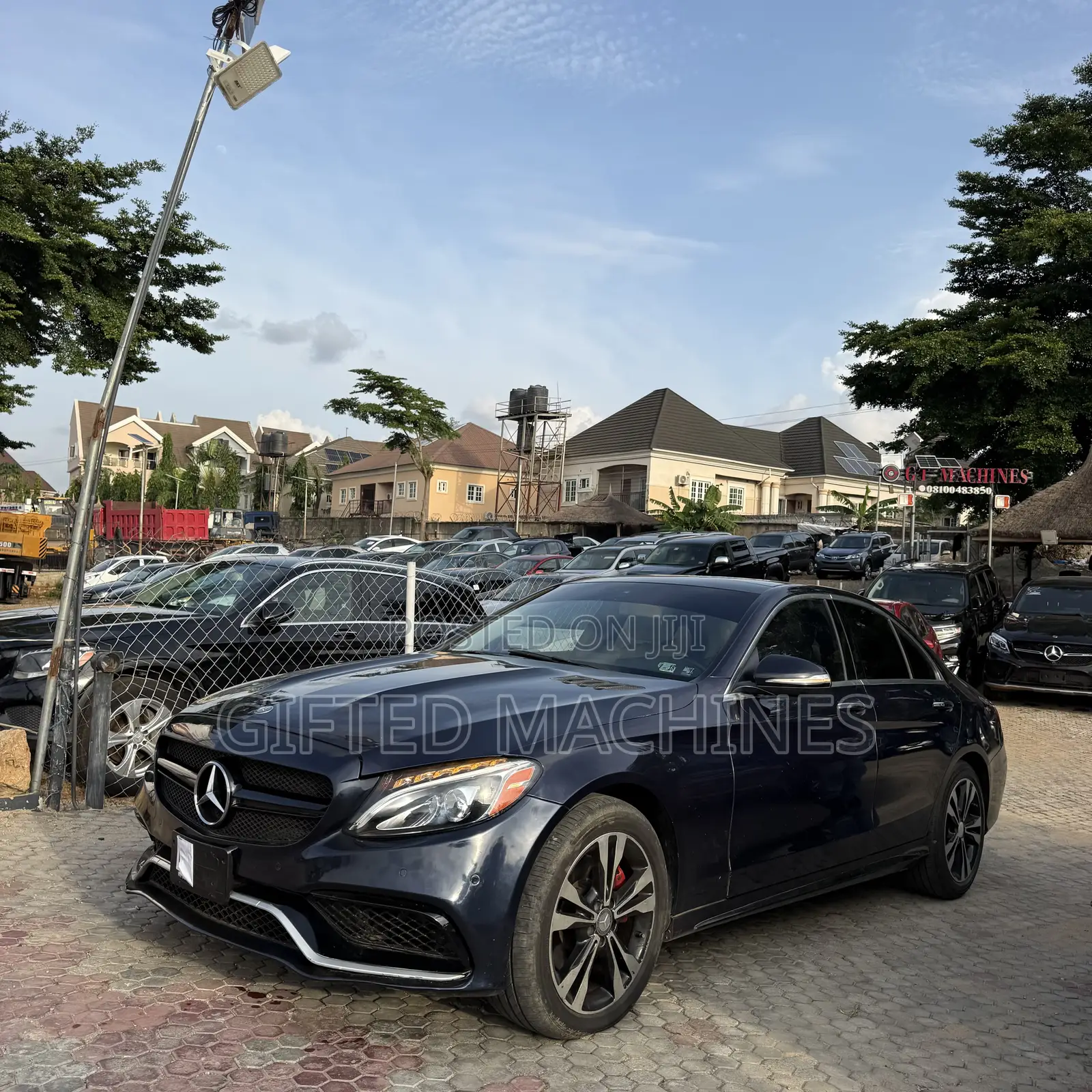 Mercedes-Benz C300 2016 Blue
