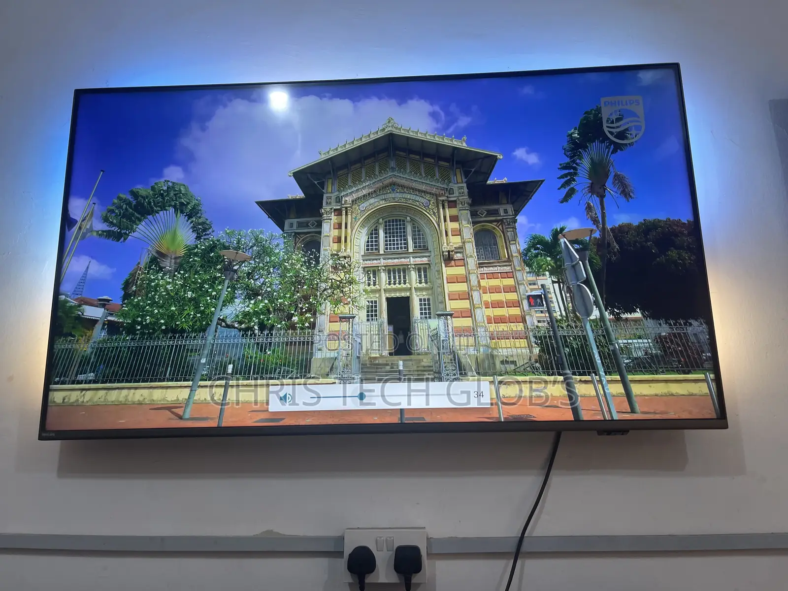 Philip 55inches Android TV 2023 Year Model With Ambi Light Display