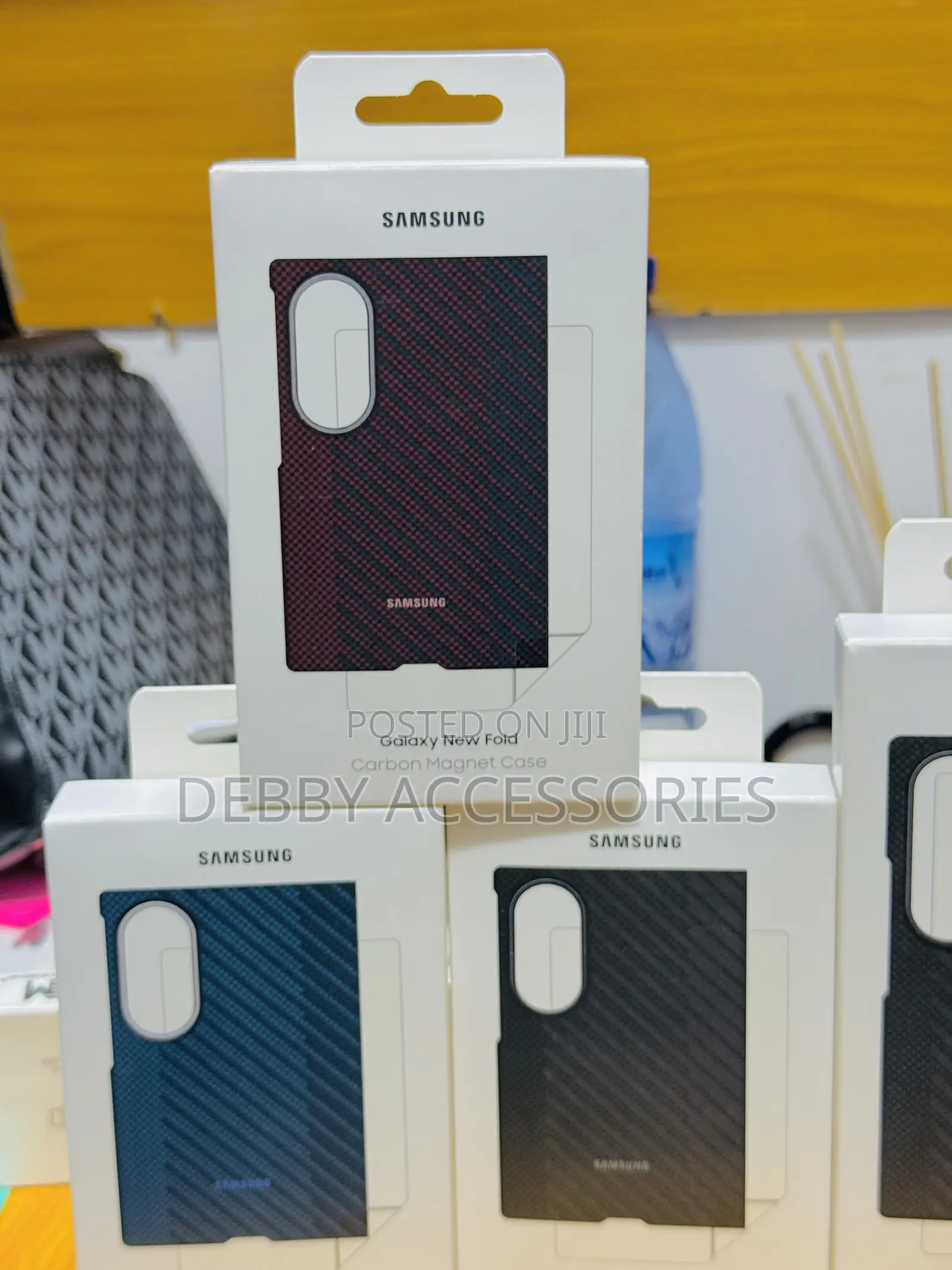 Samsung Galaxy Z Fold 8 Wide Case I Ultra Thin | MagSafe Carbon Fiber