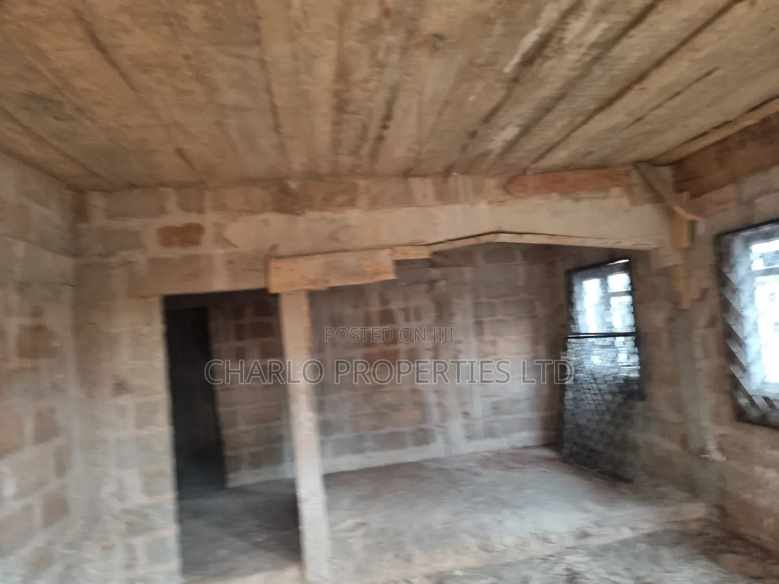 12bdrm Block of Flats in Benin City for sale