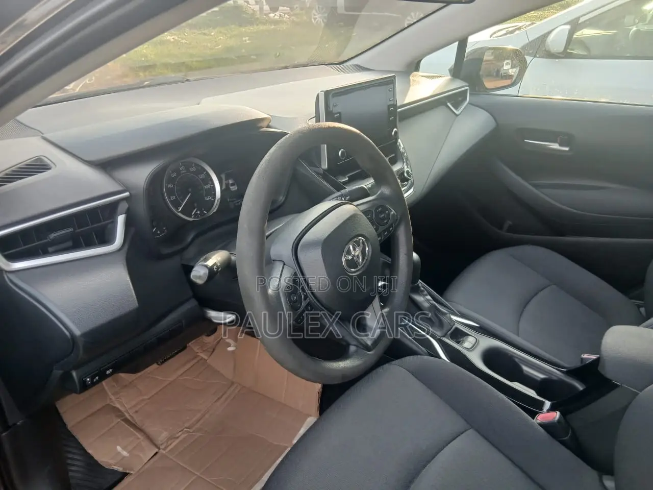 Toyota Corolla LE (1.8L 4cyl 2A) 2019 Black