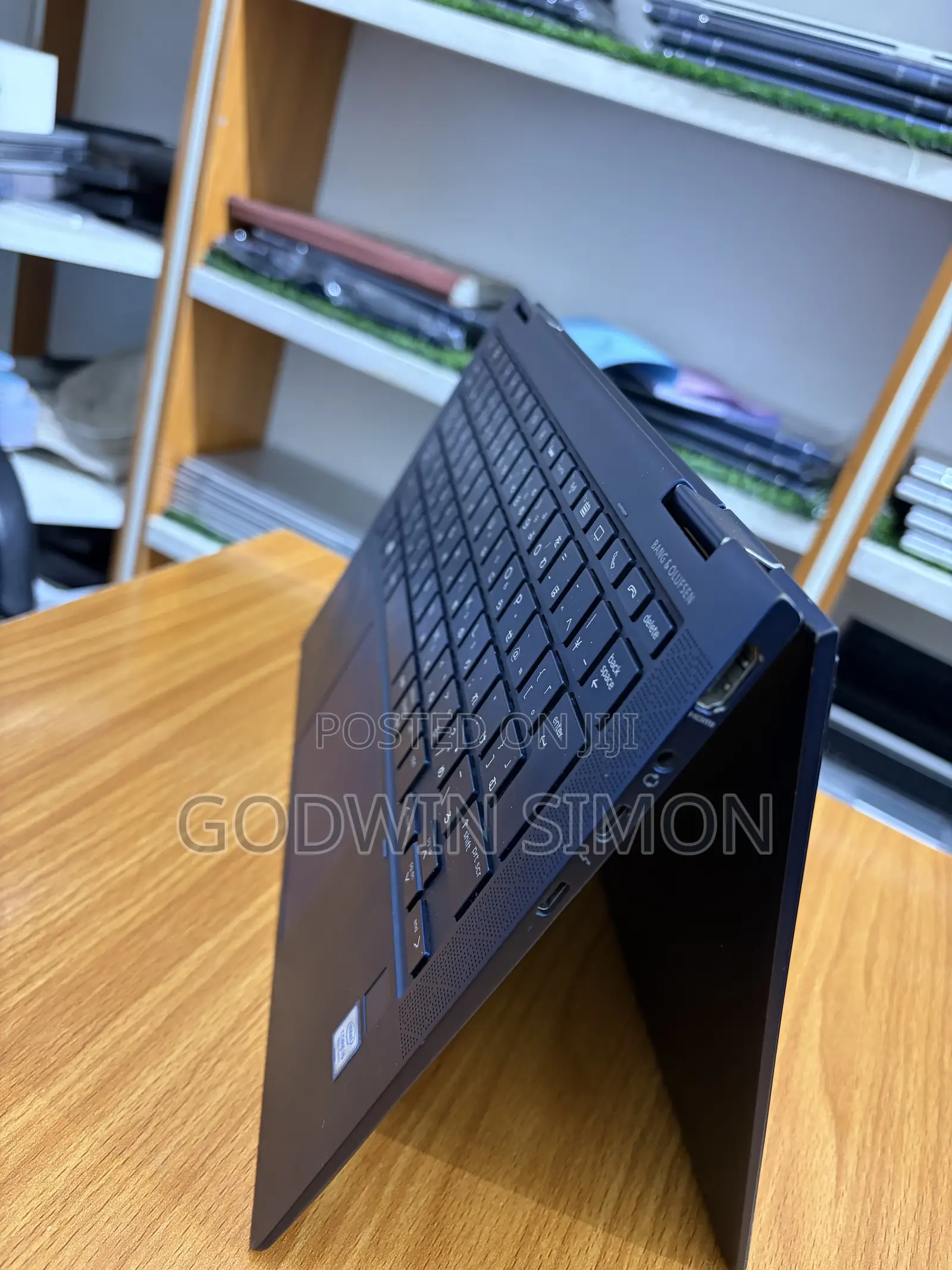 Laptop HP Dragonfly G2 8GB Intel Core i5 SSD 256GB