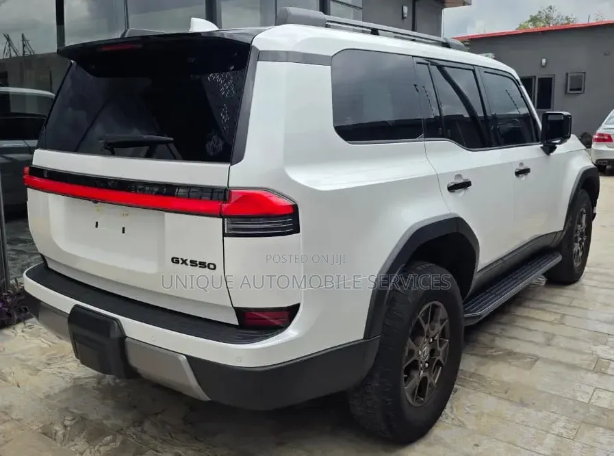 Lexus GX 550 Luxury+ 4WD 2025 White