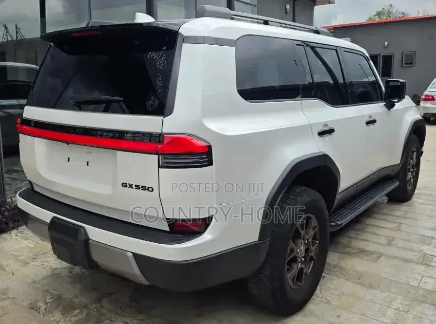 Lexus GX 550 Luxury+ 4WD 2025 White