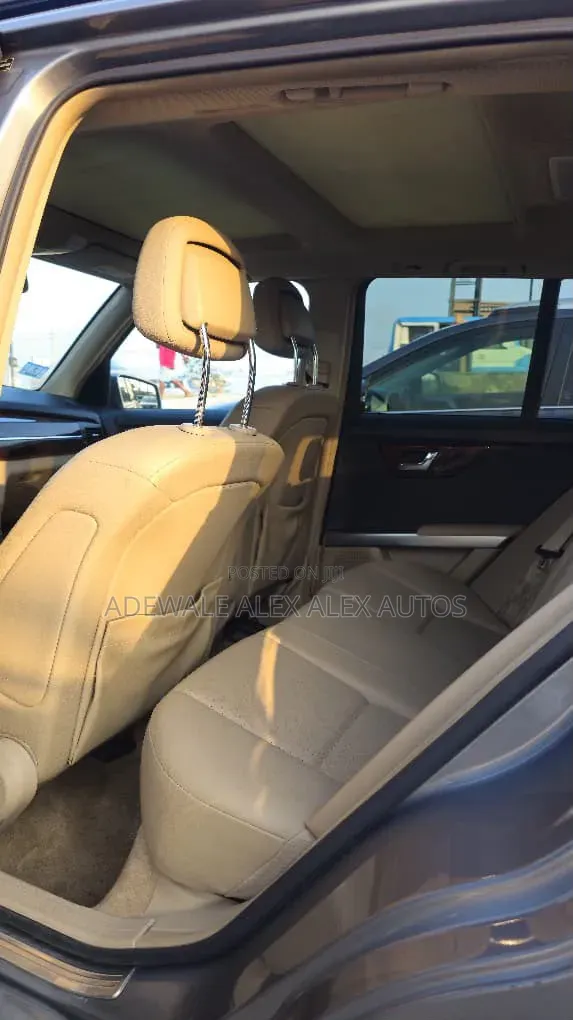 Mercedes-Benz GLK-Class 2011 Gray
