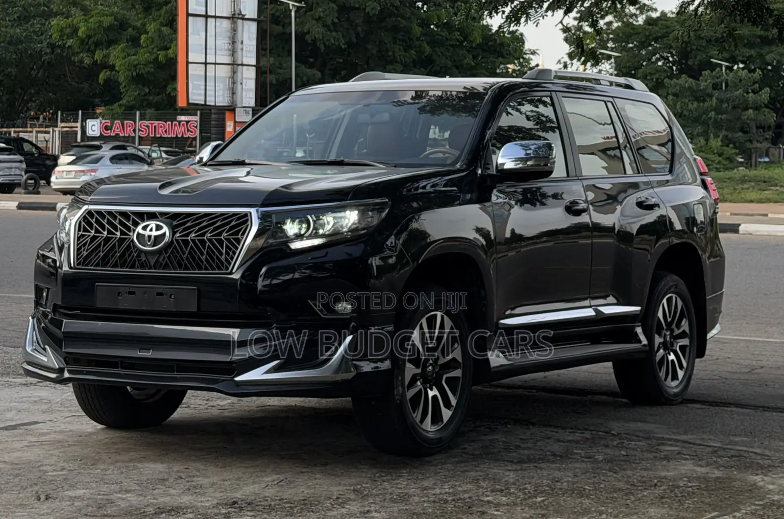 Toyota Land Cruiser Prado 2023 Black