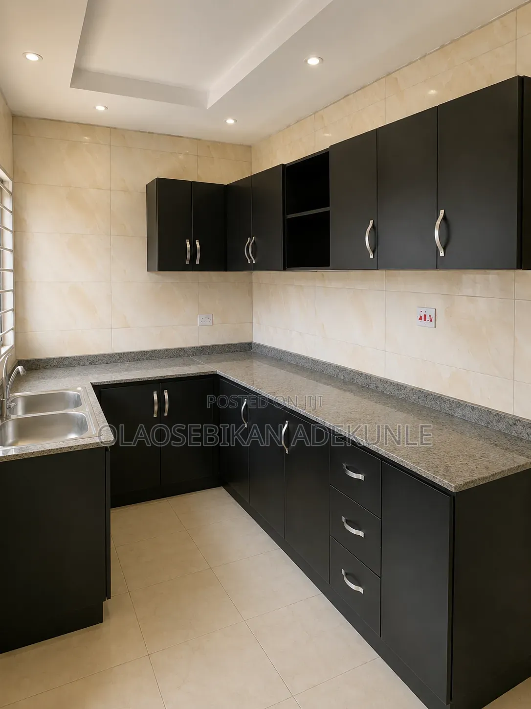2bdrm Block of Flats in Akala Express Estate for rent