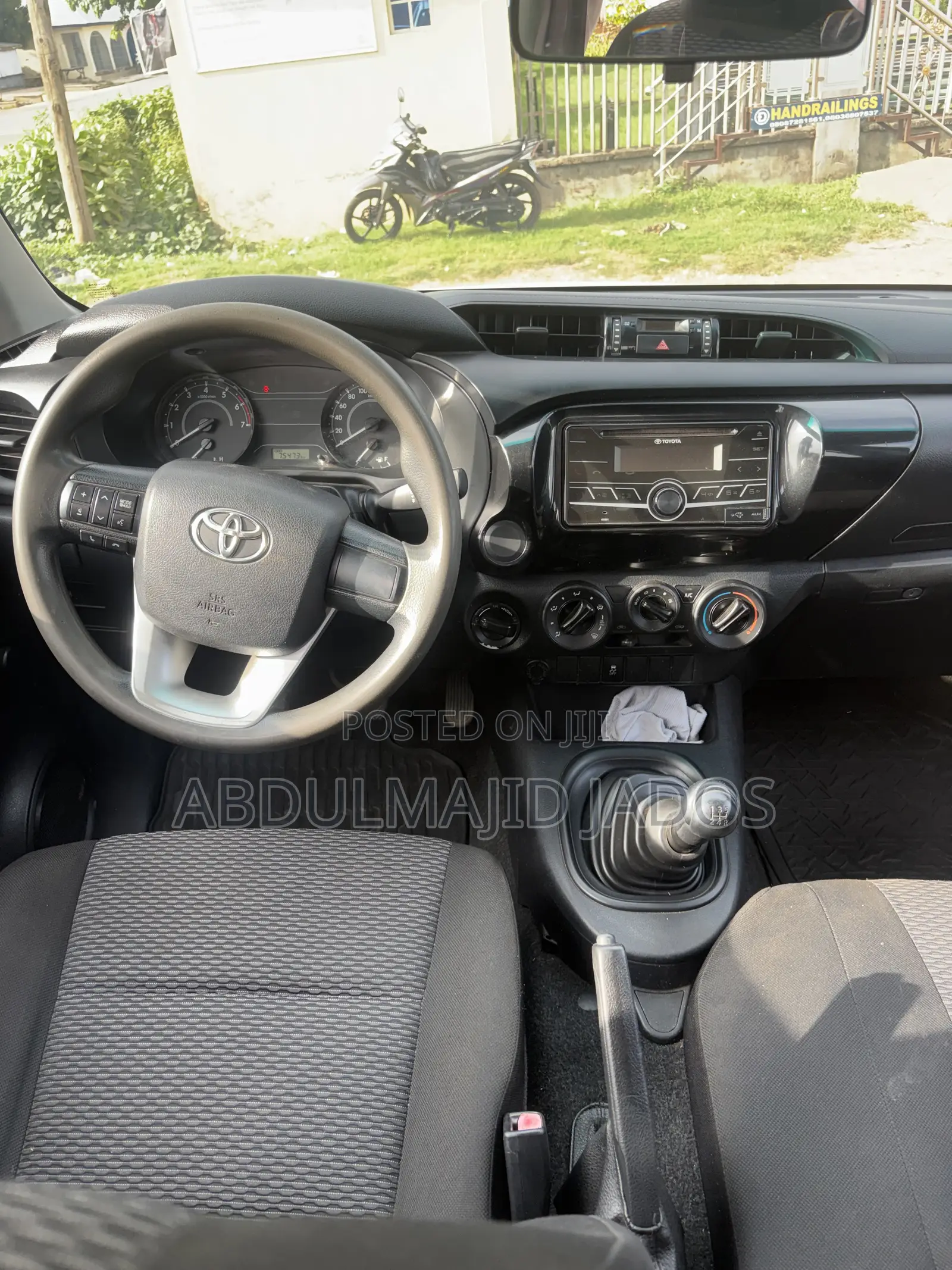 Toyota Hilux 2017 White