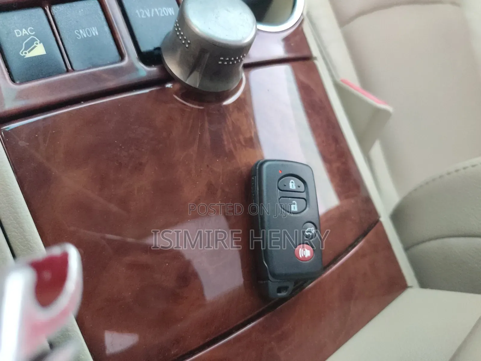 Toyota Highlander Limited 2011 Gold