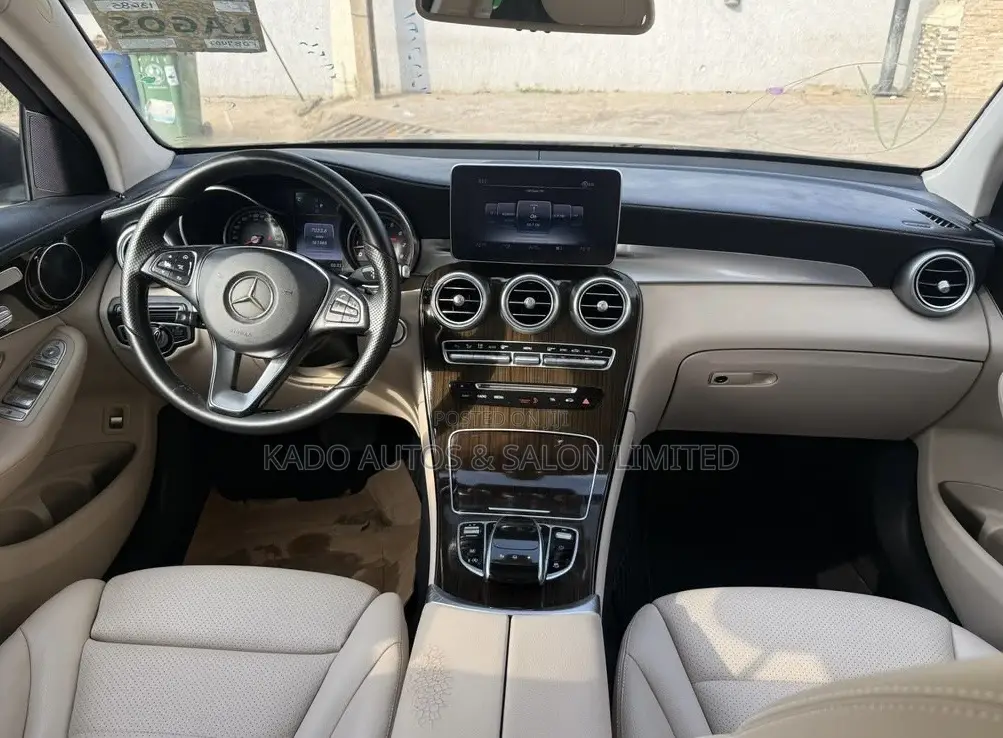 Mercedes-Benz GLC-Class 2016 Black