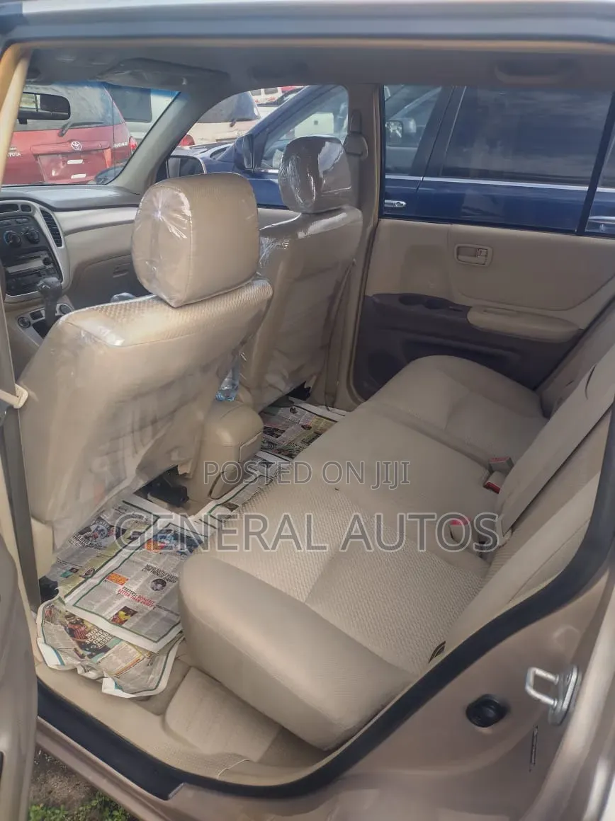 Toyota Highlander 2006 Gold