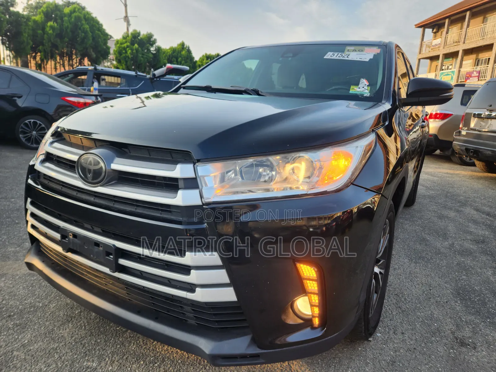 Toyota Highlander LE Plus 2019 Black