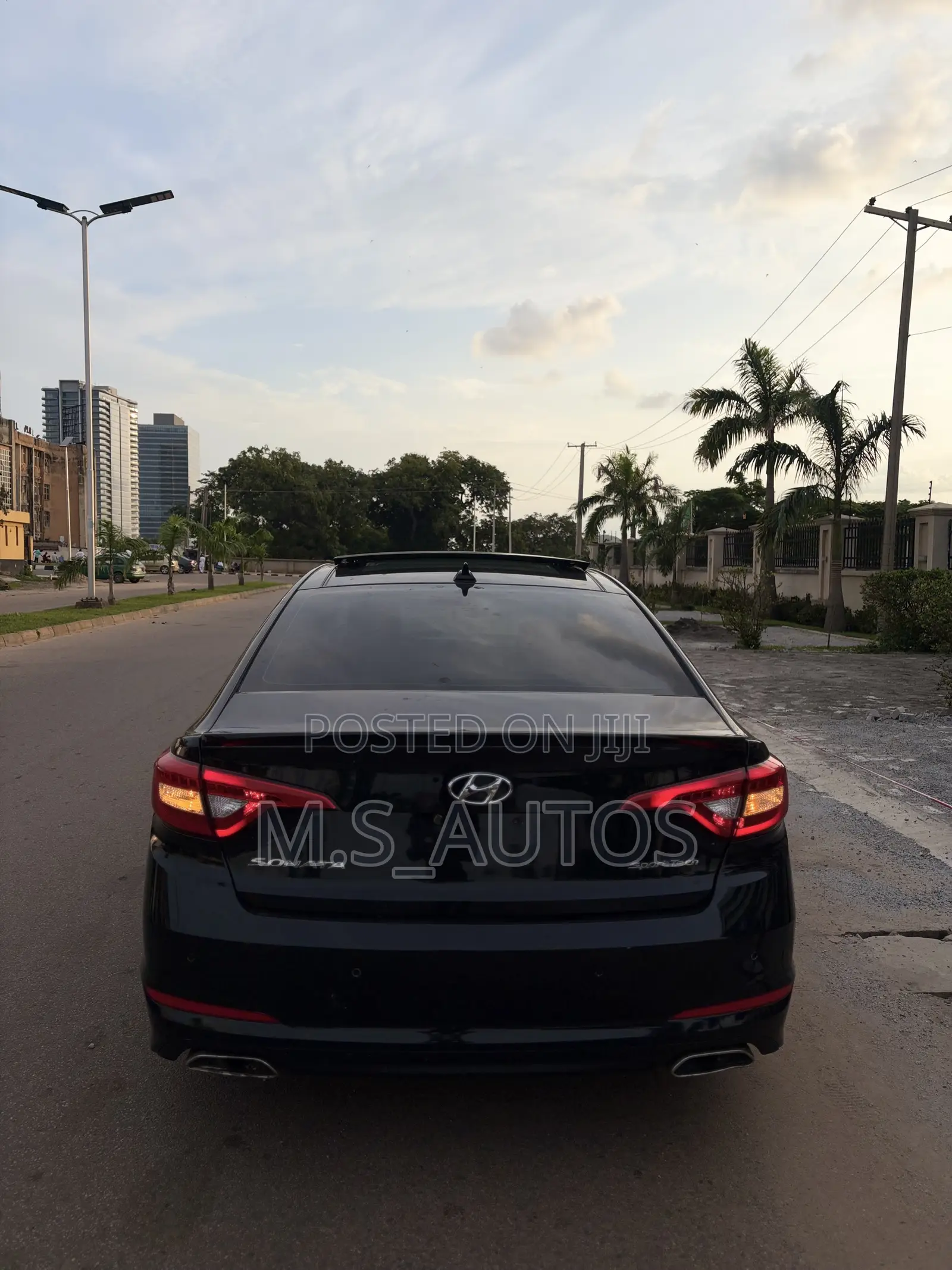 Hyundai Sonata Sport Sedan FWD (2.4L 4cyl 6A) 2017 Black