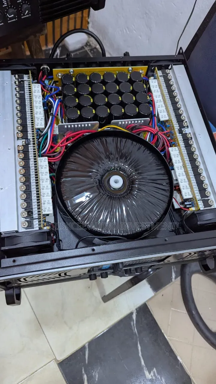 Rock Sound 4Channels RS41800 Professional Power Amplifier