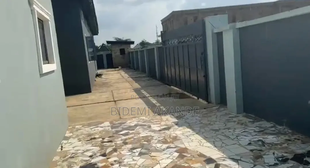 Prime Mixed-Use Commercial Property for Sale in Mowe