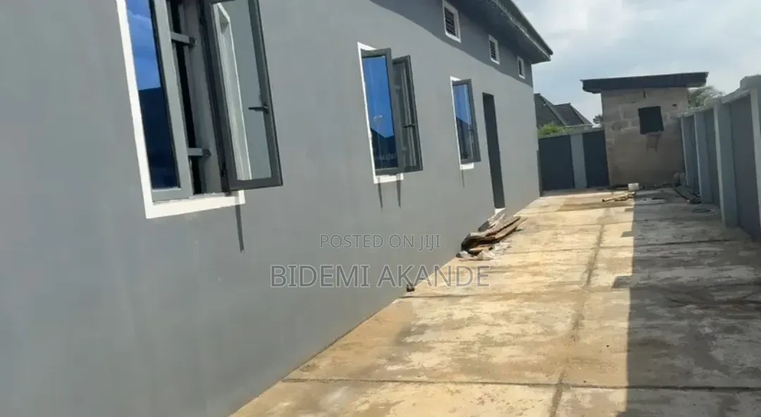 Prime Mixed-Use Commercial Property for Sale in Mowe