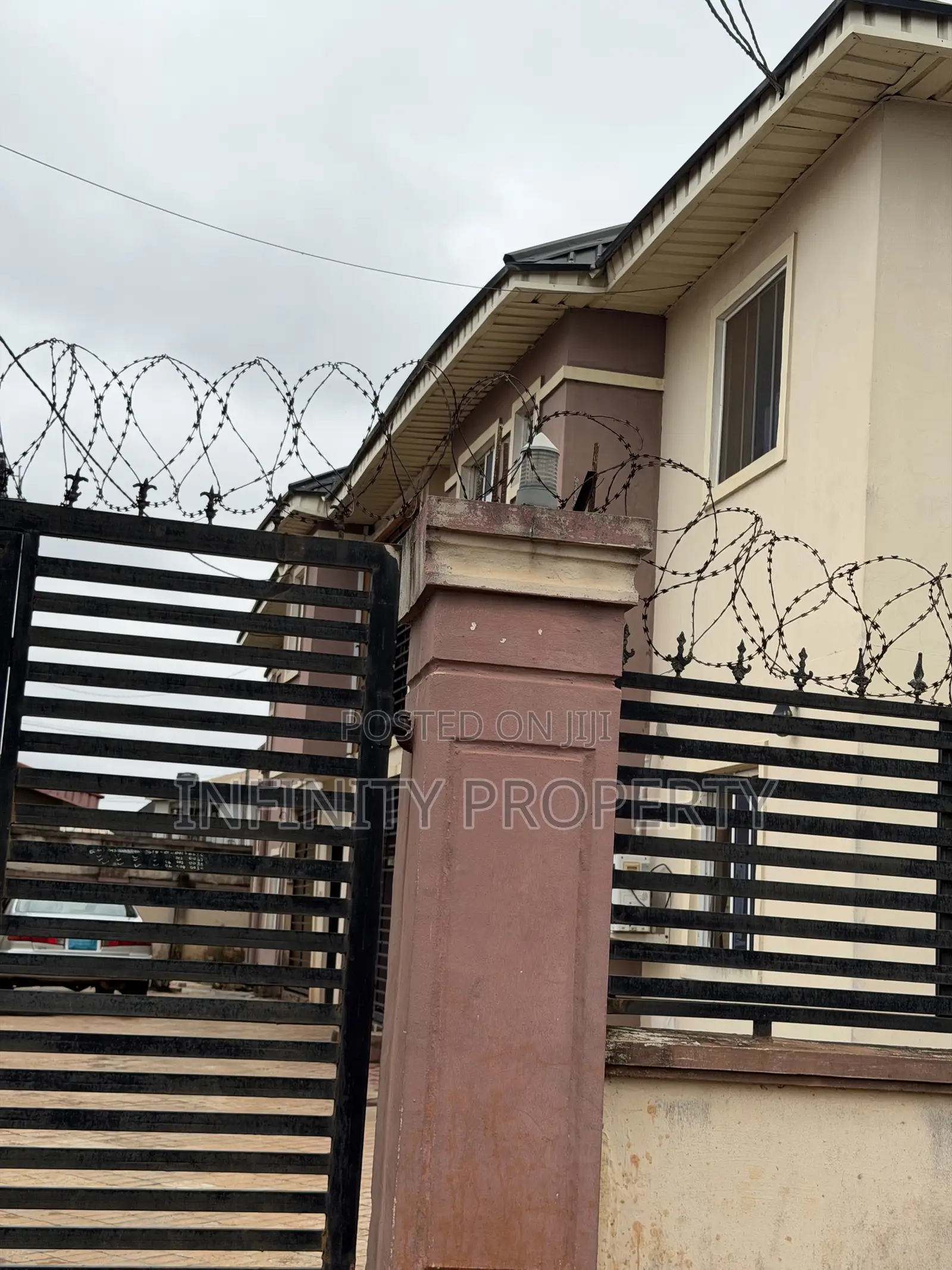3bdrm Block of Flats in Etete, Benin City for sale