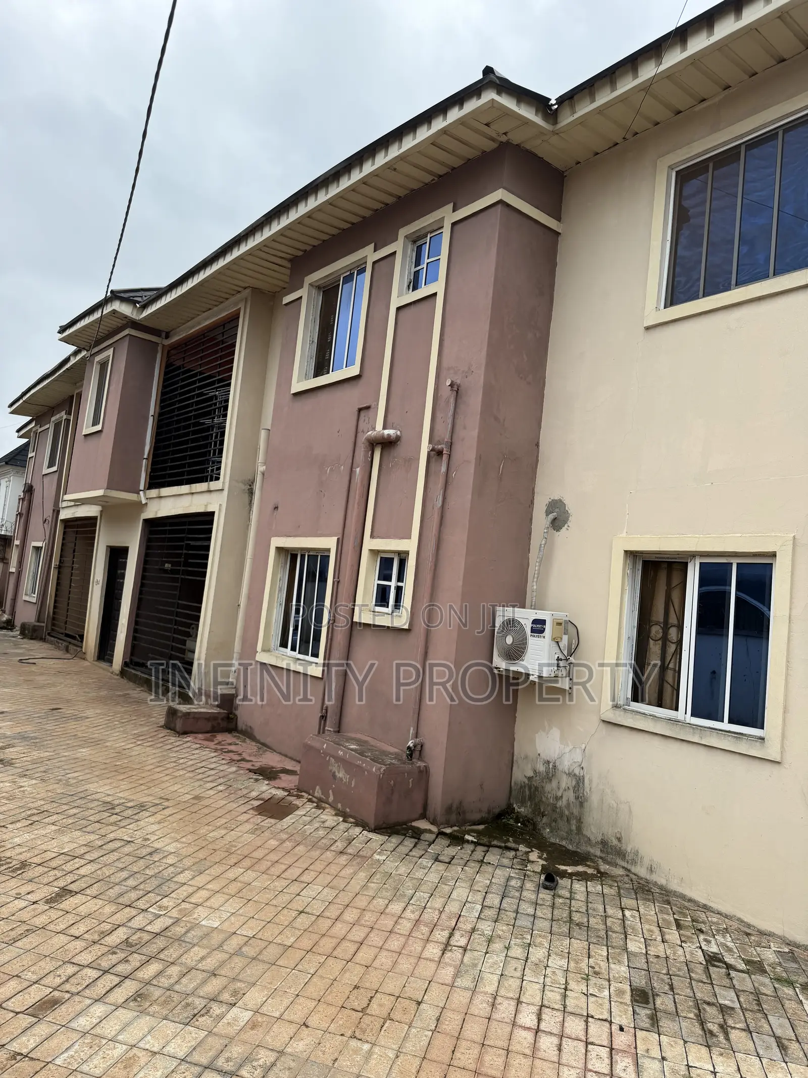 3bdrm Block of Flats in Etete, Benin City for sale