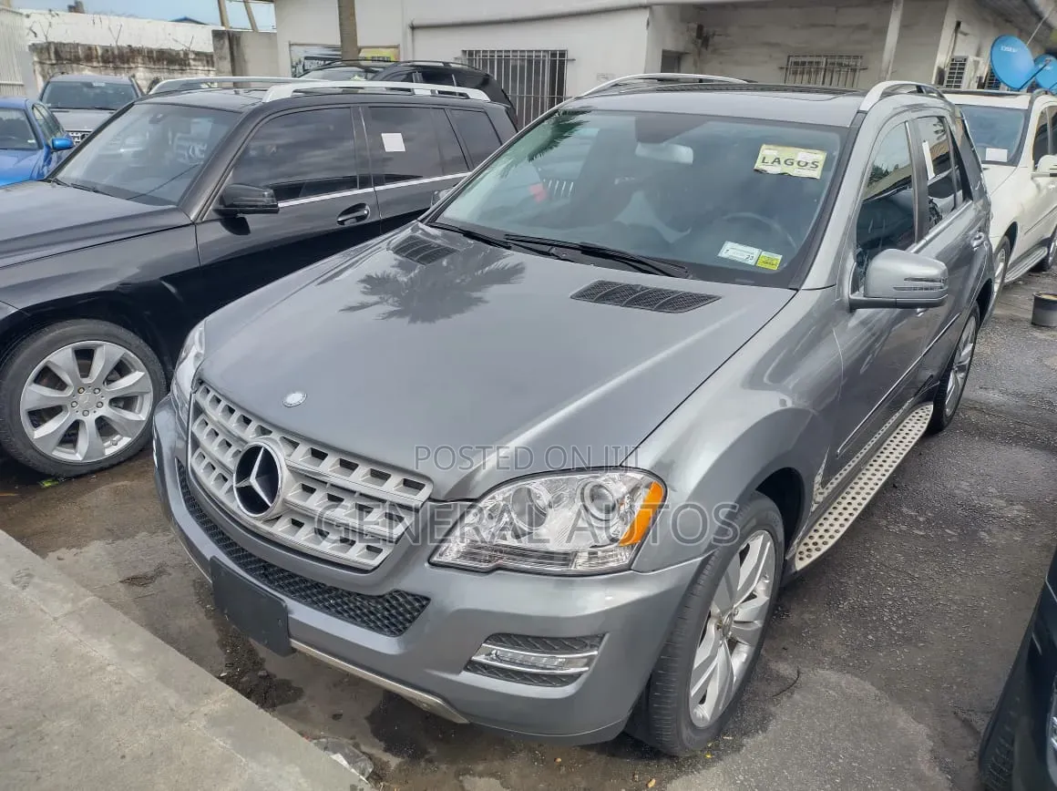 Mercedes-Benz M Class 2011 Gray