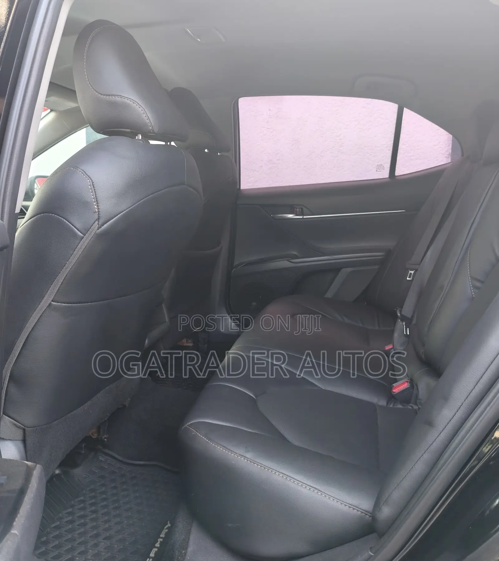 Toyota Camry XLE (2.5L 4cyl 8A) 2019 Black