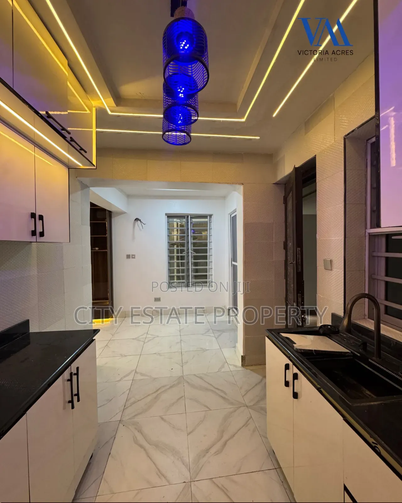 4bdrm Duplex in City Estate, Ilaje / Lekki for sale