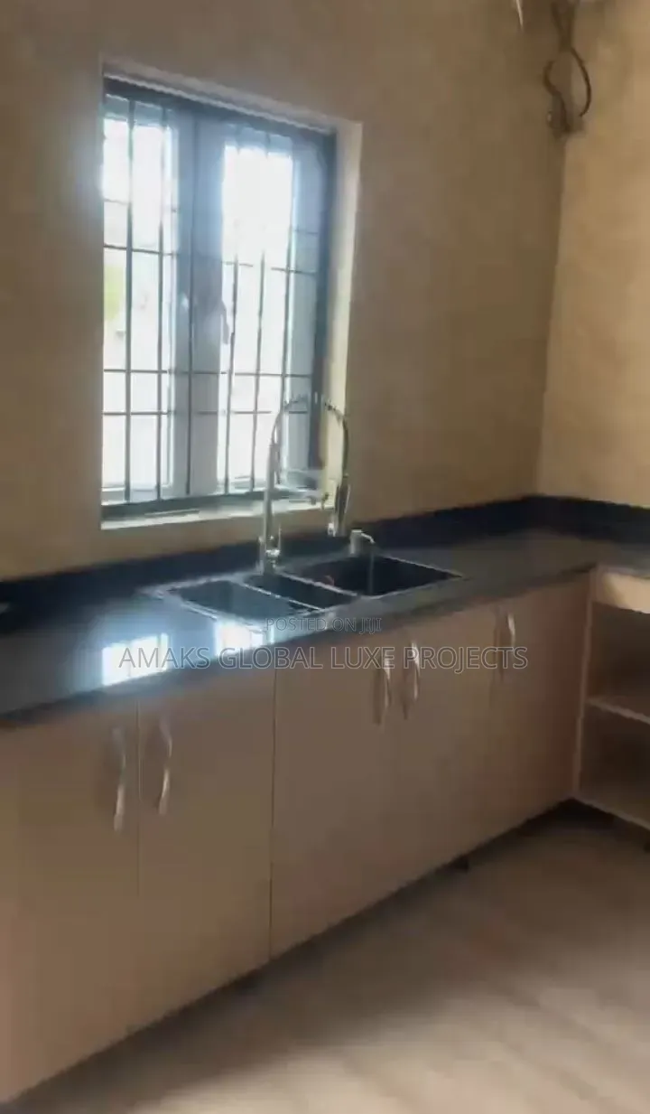 3bdrm Bungalow in Efab Horizon Estate, Dawaki for sale