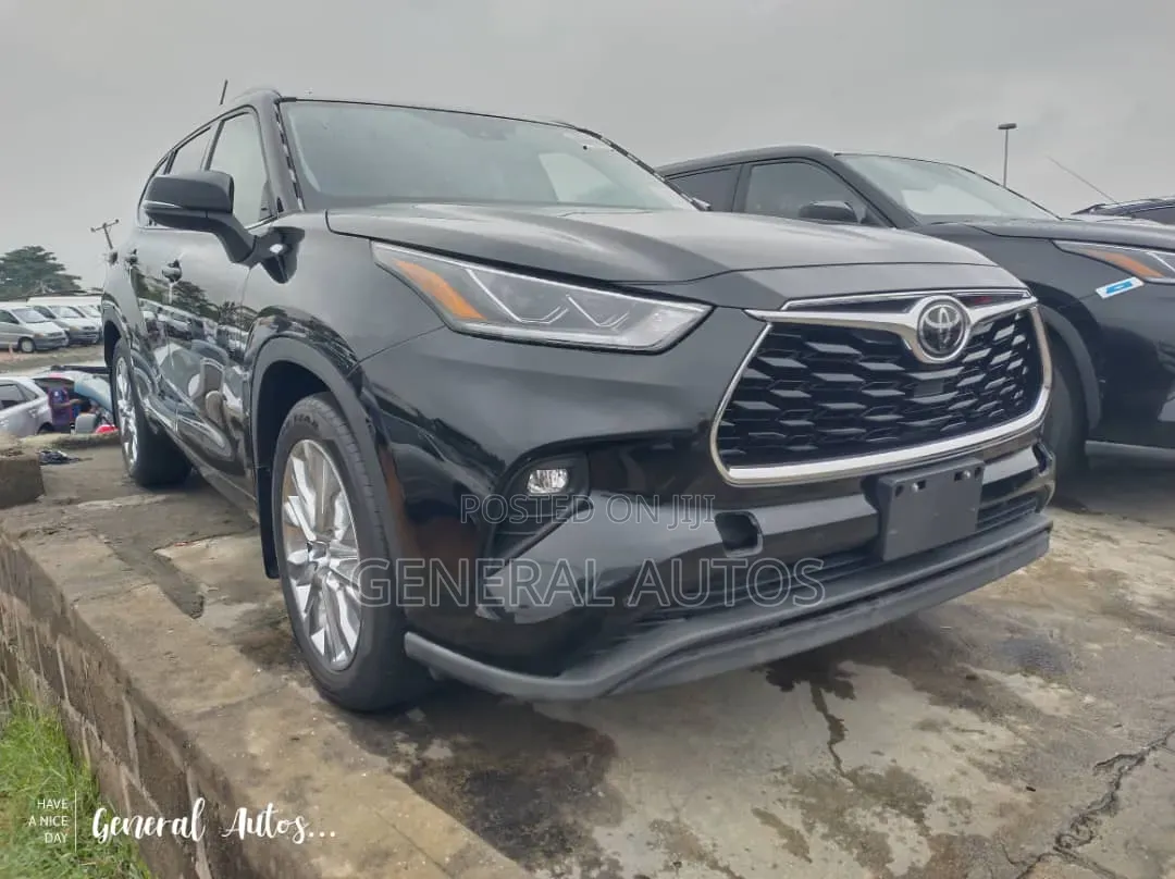 Toyota Highlander 2021 Black