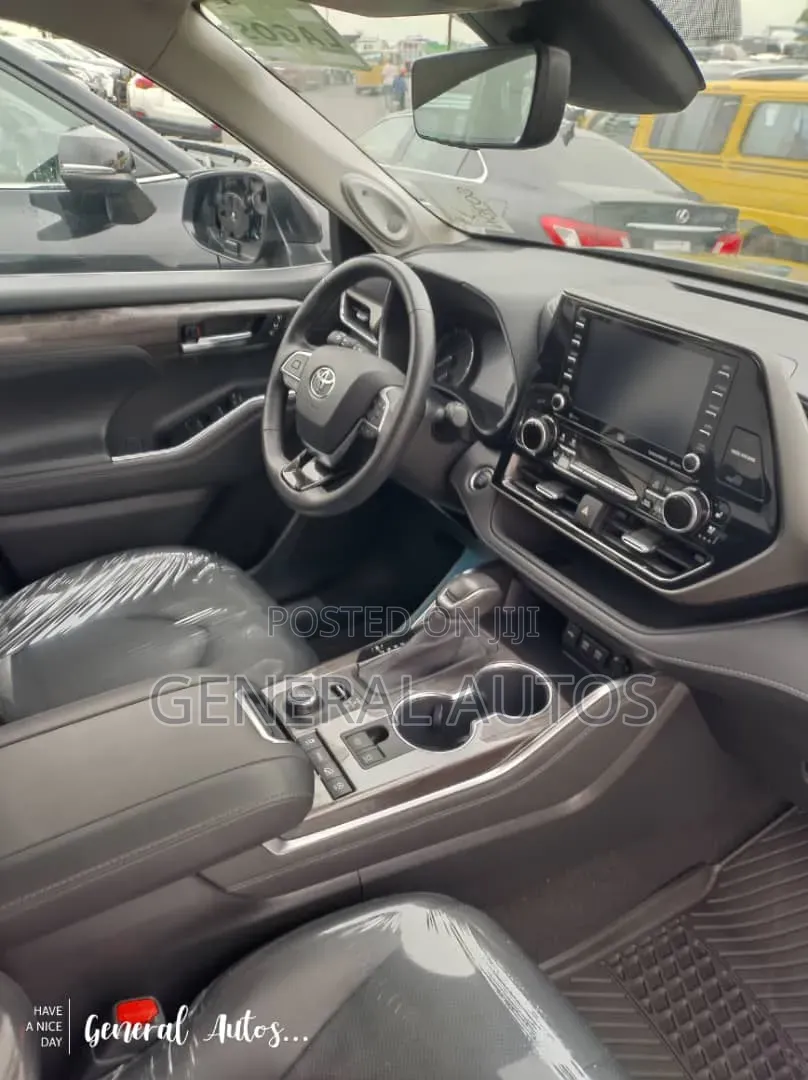 Toyota Highlander 2021 Black