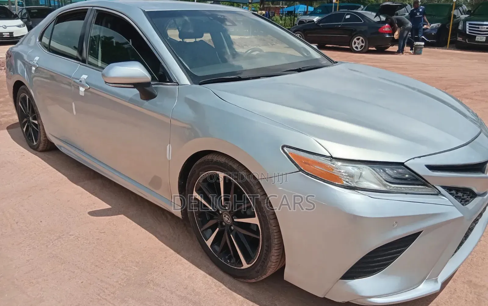 Toyota Camry XSE FWD (2.5L 4cyl 8AM) 2018 Silver