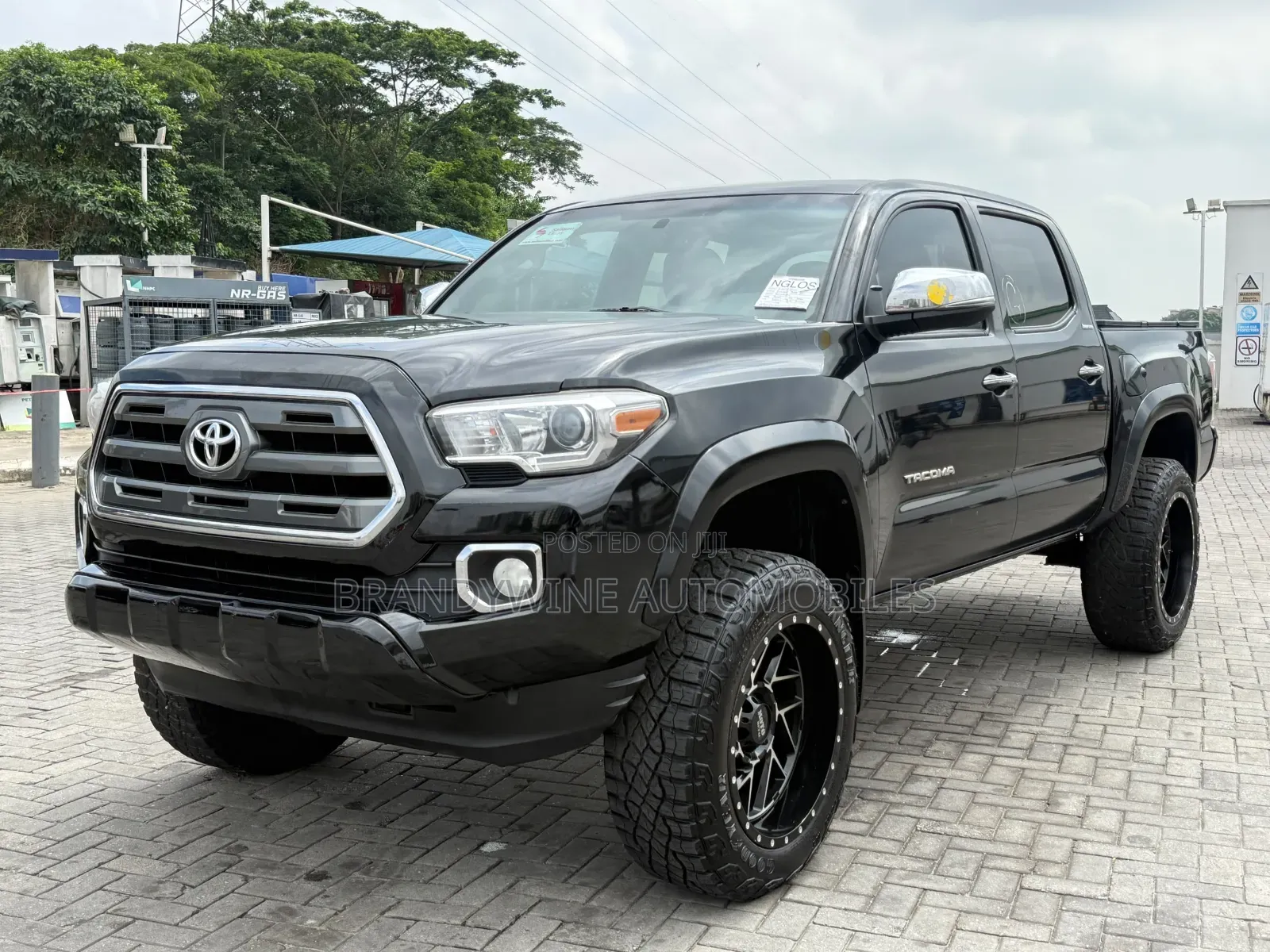 Toyota Tacoma 2017 Black