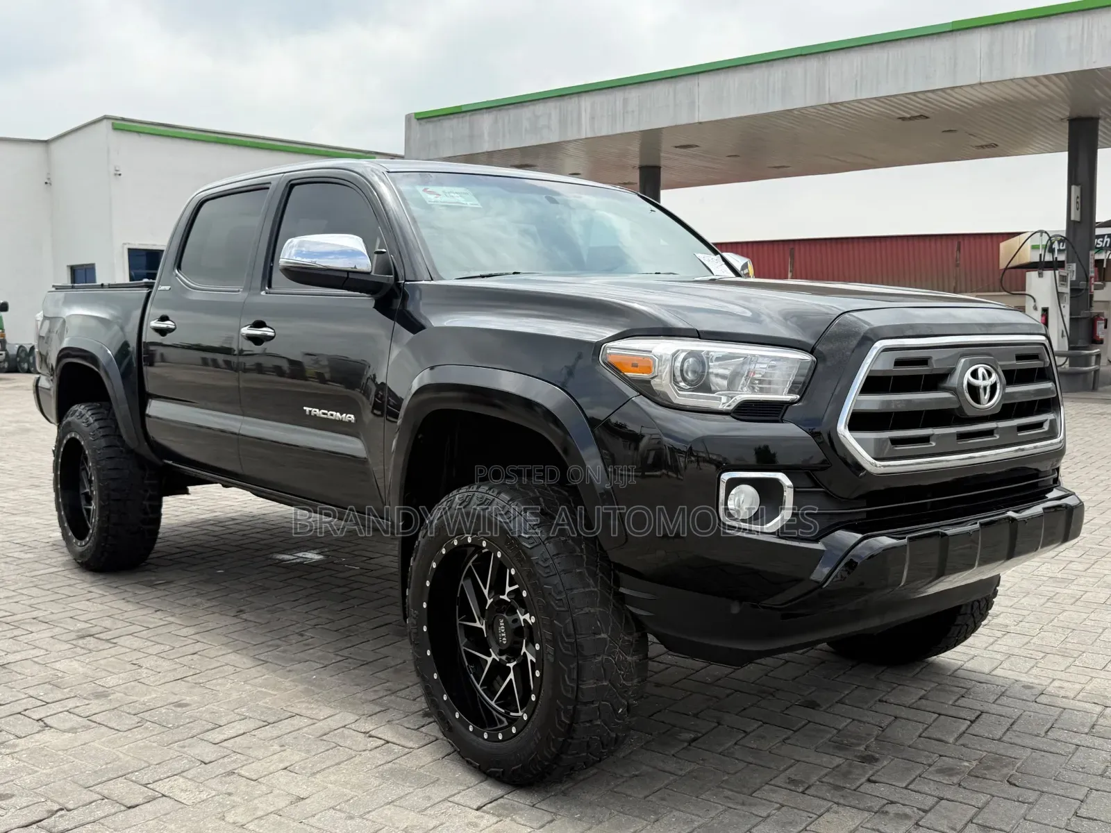 Toyota Tacoma 2017 Black