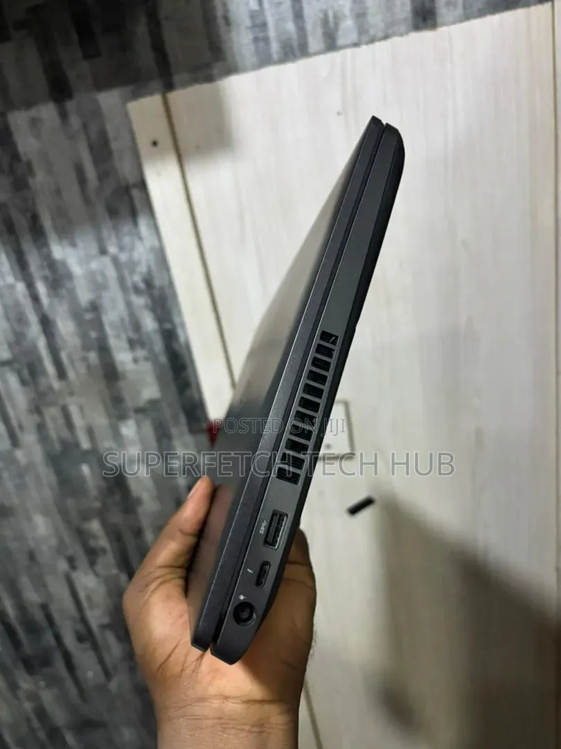 Laptop Dell Latitude 5501 16GB Intel Core i7 SSD 256GB