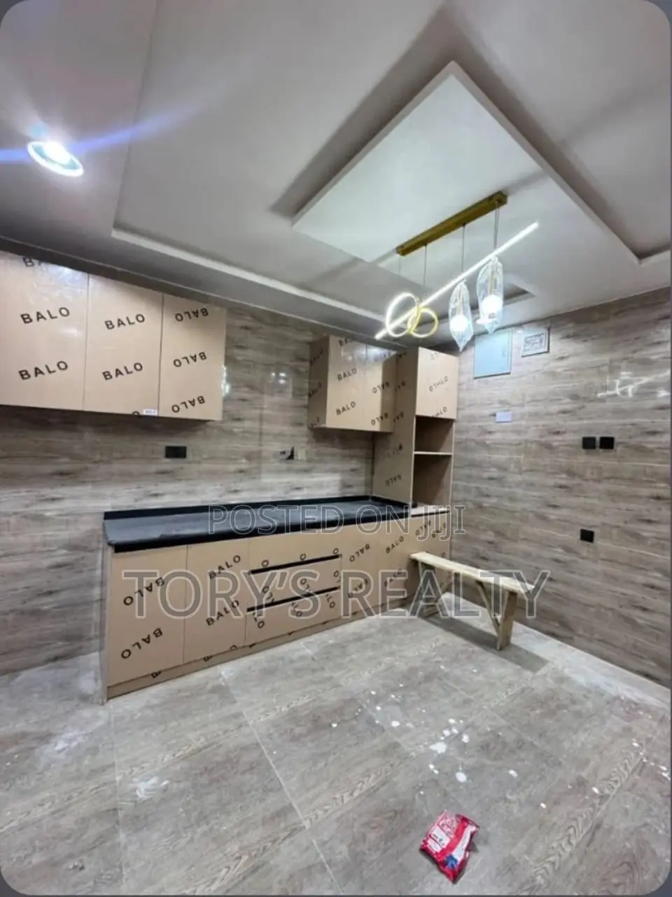 2bdrm Apartment in Lekki Expressway for rent