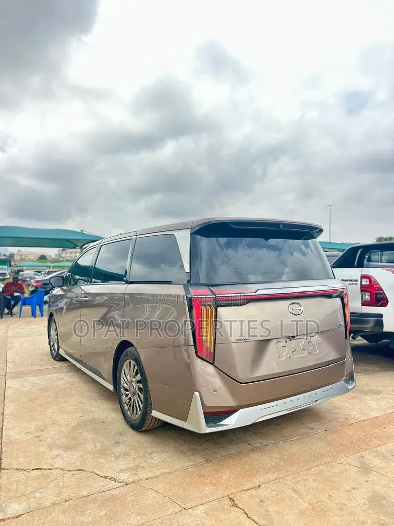 GAC GM8 2024 Brown