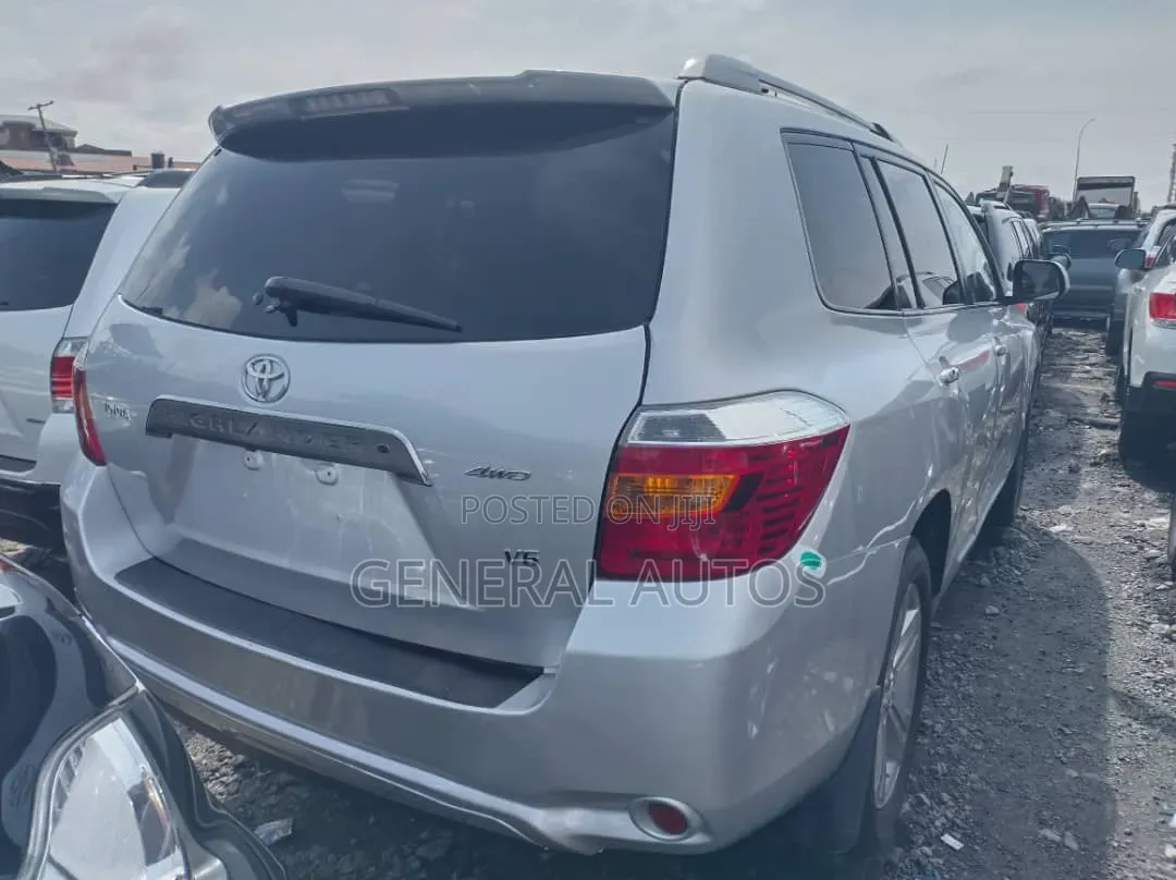 Toyota Highlander 2009 Silver
