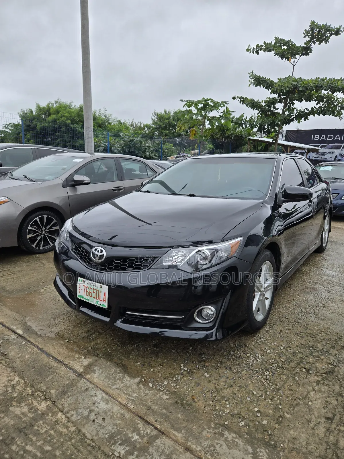 Toyota Camry SE 4dr Sedan (2.5L 4cyl 6A) 2013 Black
