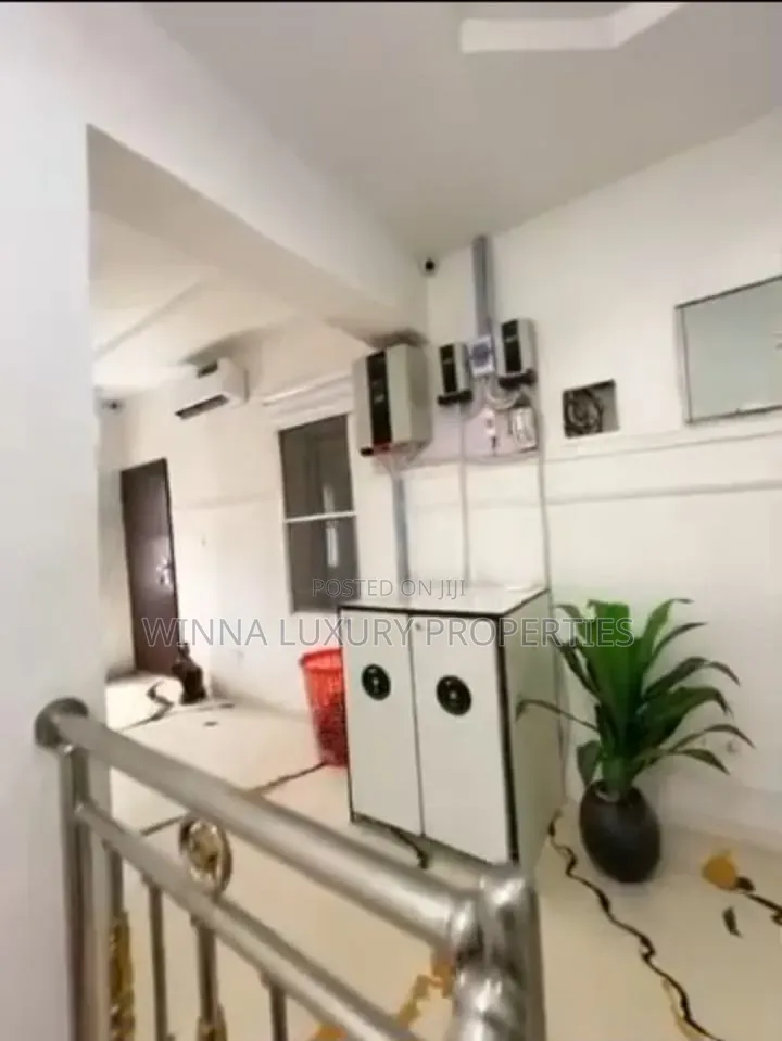 5bdrm Duplex in Sea Man Estate, Lugbe District for sale