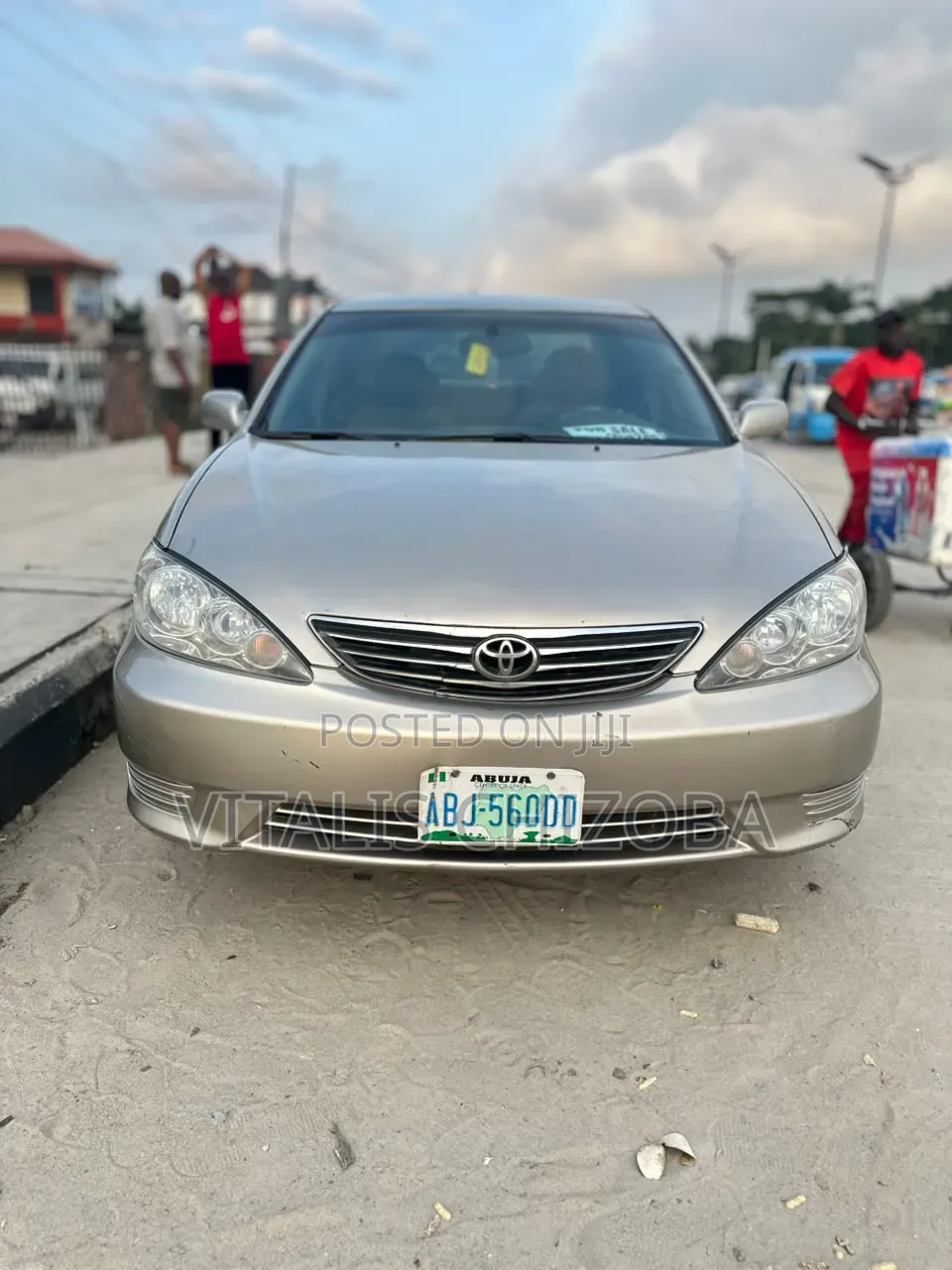 Toyota Camry 2004 Gold