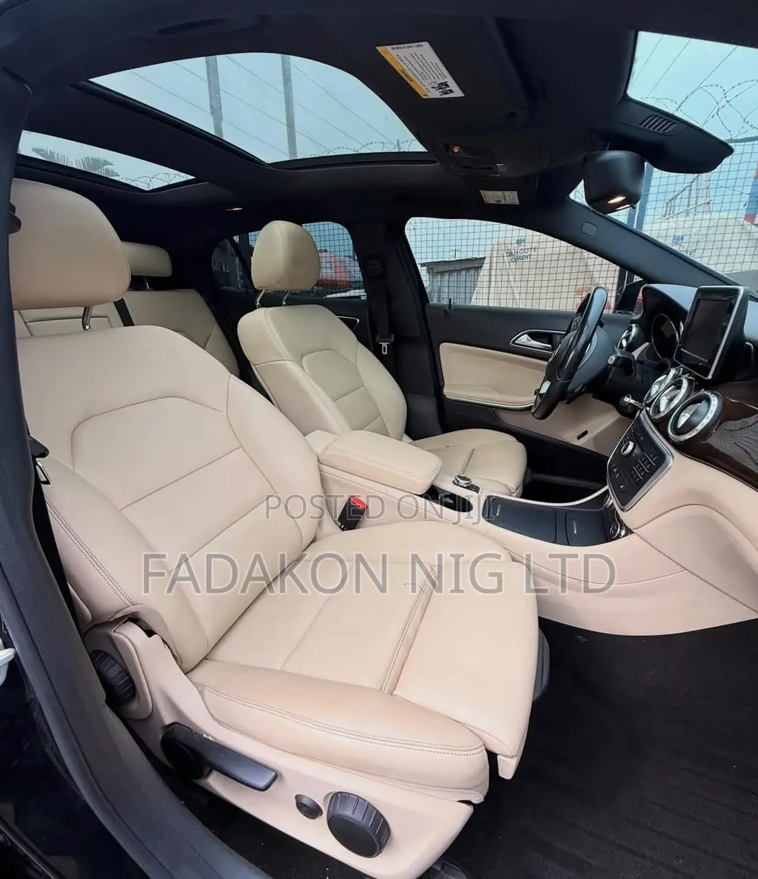 Mercedes-Benz GLA 250 2016 Black