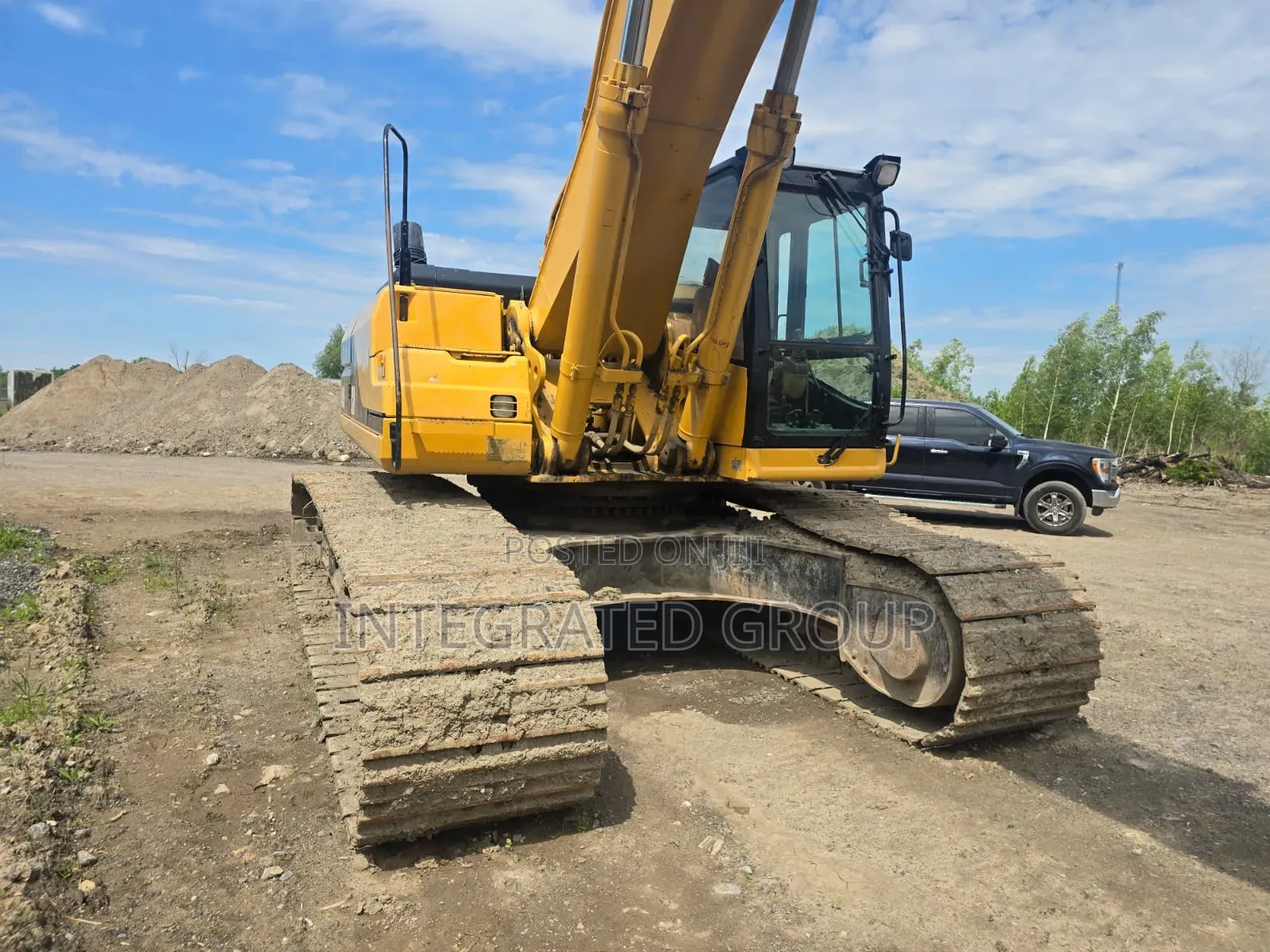 Renting of Swamp Buggy/Excavator